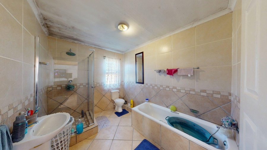 4 Bedroom Property for Sale in Greenbushes Eastern Cape